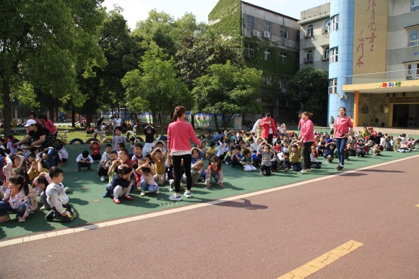 幼兒園防震疏散演練.jpg