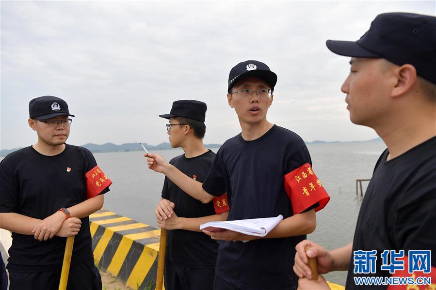 （防汛抗洪）（4）江西彭澤：守護堤壩的應急“援兵”